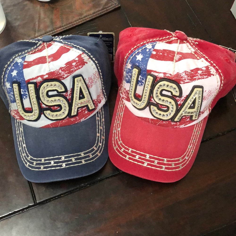 🎉HOST PICK🎉Swarovski Crystalized USA Hat